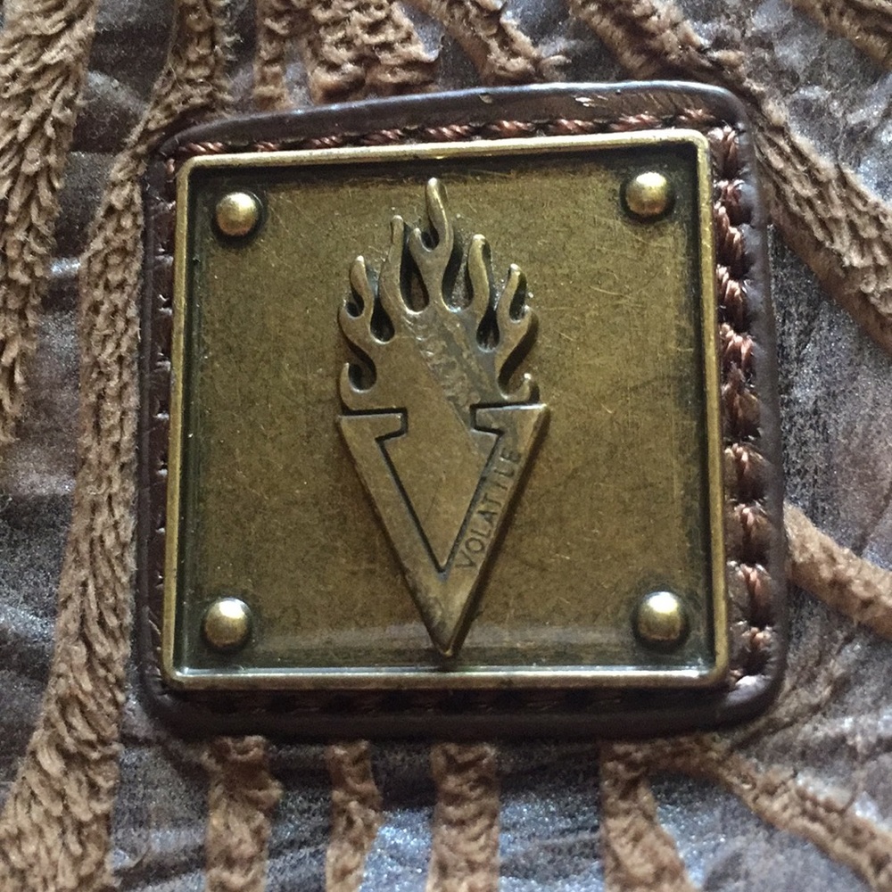 Volatile Purse - Picture 2 of 3